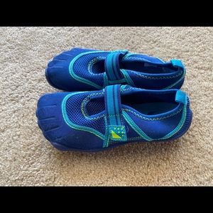 Kids water shoes